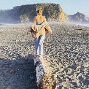 Meet your Posher, Avalon